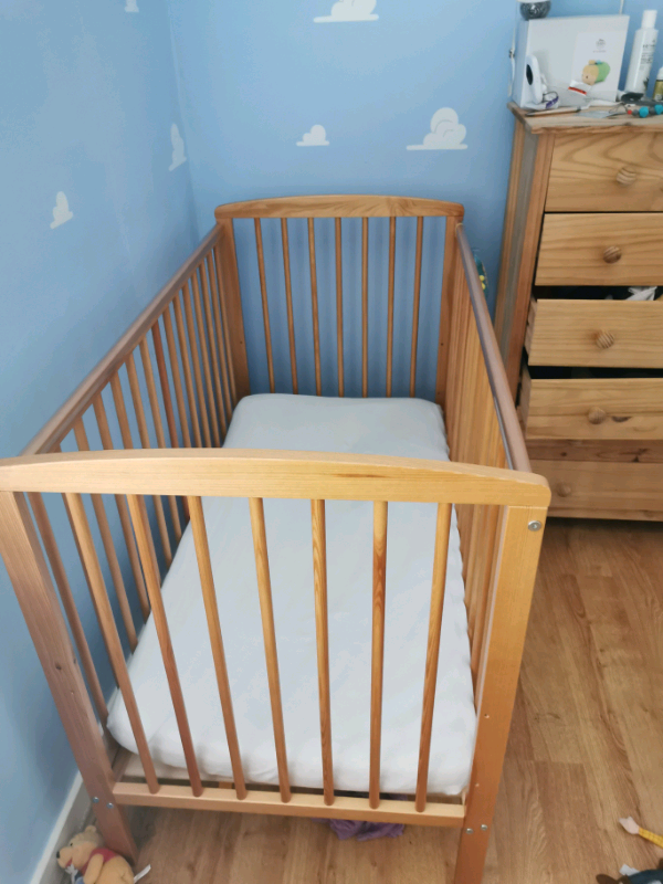 baby elegance cot argos